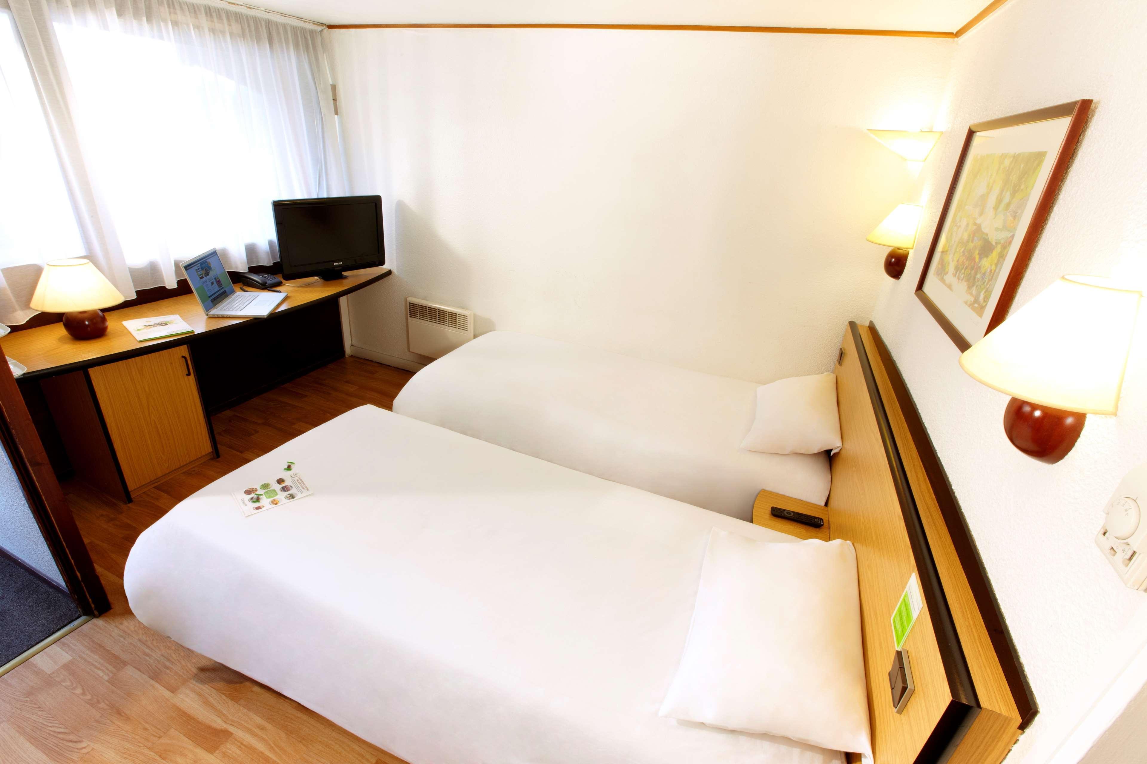 Campanile Mulhouse - Illzach Ile Napoleon Otel Dış mekan fotoğraf